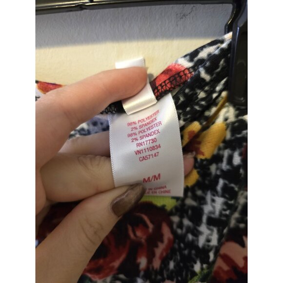 Xhilaration Floral Skater Mini Skirt Black White Flared Cute Zip Up Glam Sz M - Picture 7 of 7